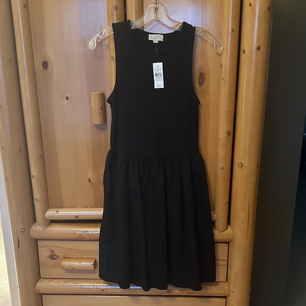 LOFT Black Sleeveless Dress
